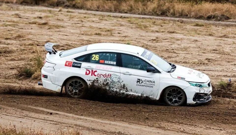 拿到三站冠 拿到三站冠